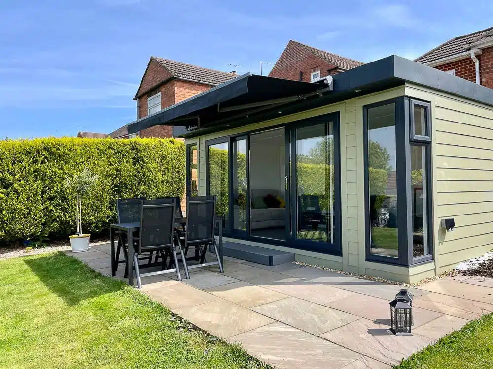 5.5m x 3m Cosy Garden Room designed to maximise the view